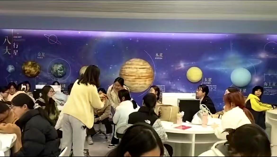 小學教育專業學生使用智能教室開展小學科學學科授課