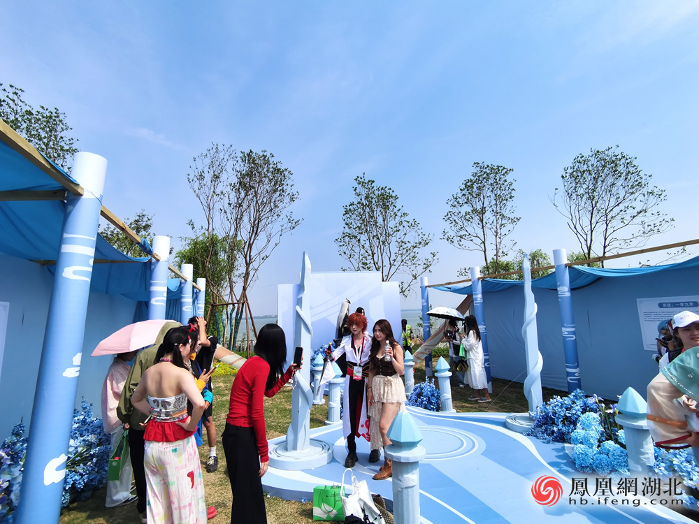 决战峡谷巅峰、听音乐赏非遗 2025王者荣耀电竞派对音乐节在孝感燃爆