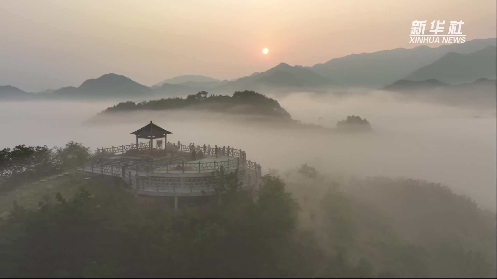 假日新玩法催热乡村游