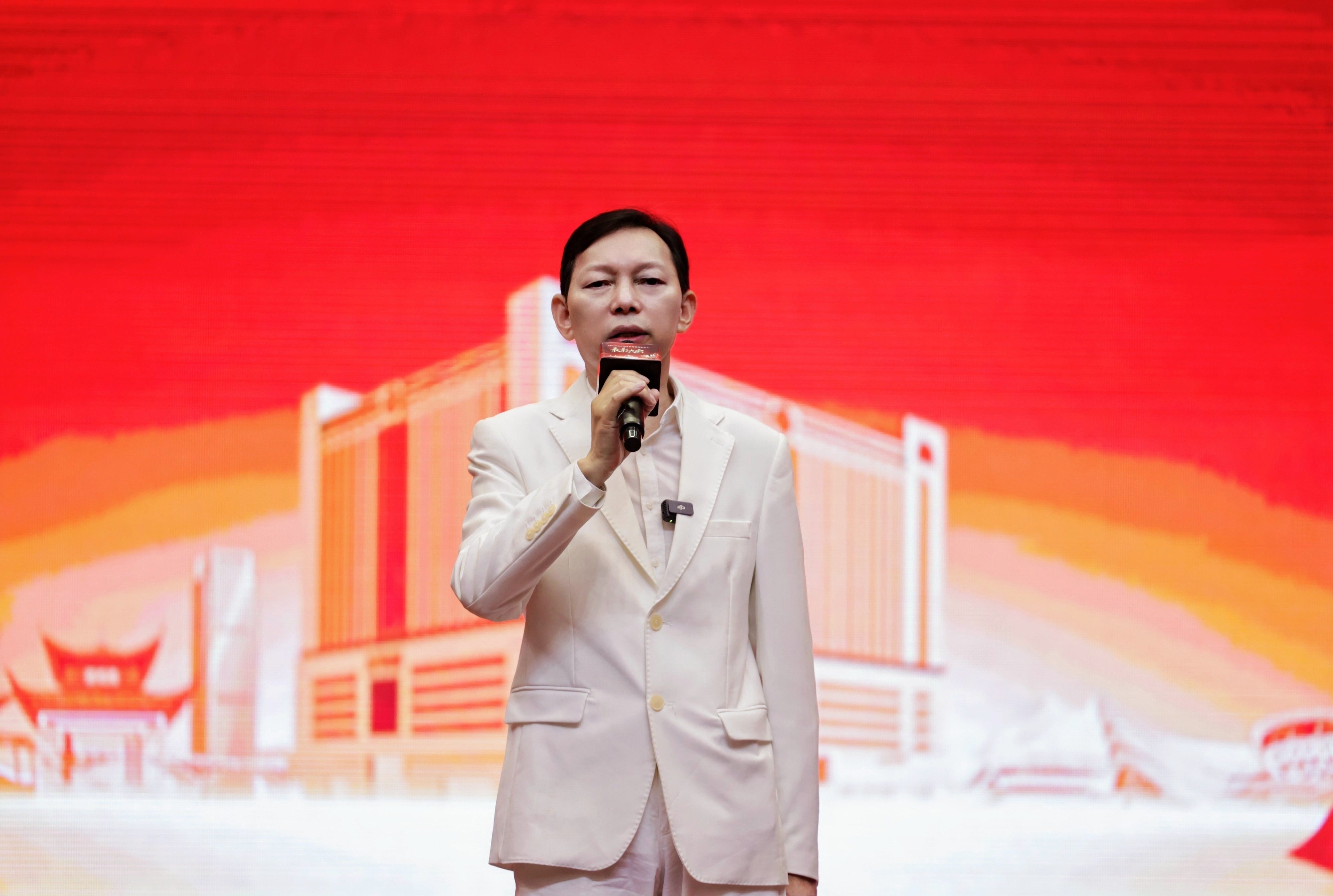 ▲黄志明董事长发言