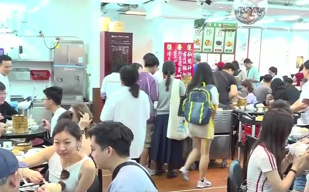 香港饮食业五一黄金周生意额增约三成
