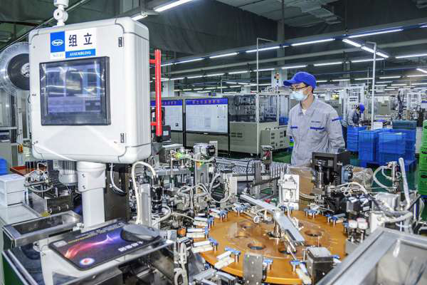 江海电容器股份有限公司平潮厂区 卑多敏 摄
