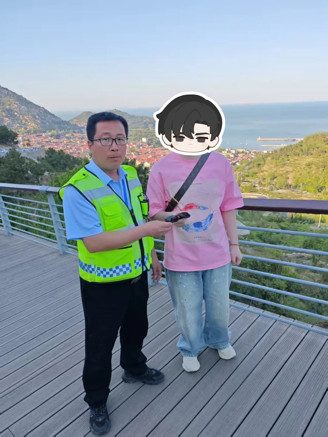 15分钟“闪电寻物”、月光下暖心救援……崂山风景区“山海守护者”护航游客“五一”假期