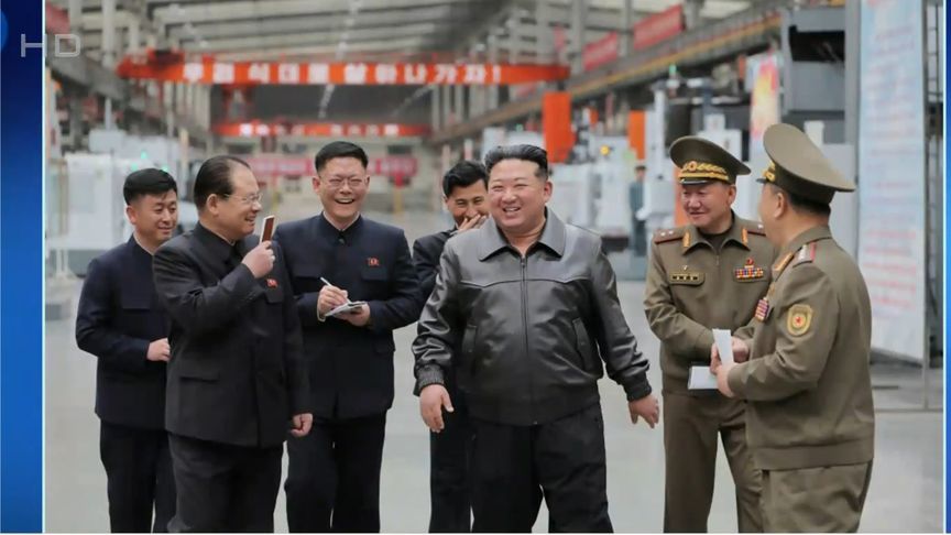 朝媒：金正恩视察朝鲜重要军工企业，并表示极大满意