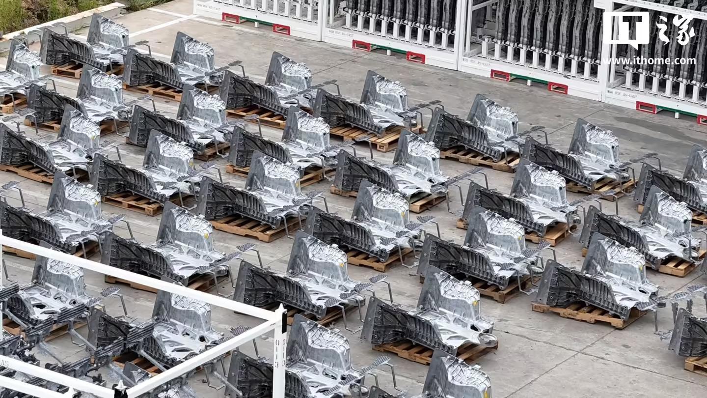 特斯拉Cybercab自动驾驶出租车明年量产,得州工厂开始囤积相关铸件