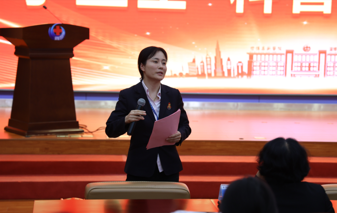 巩向英副院长.jpg