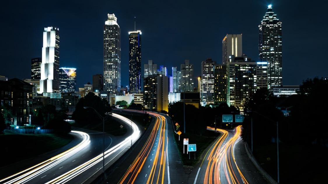 从断网到欠税，问题不断的哪吒汽车还有希望吗？