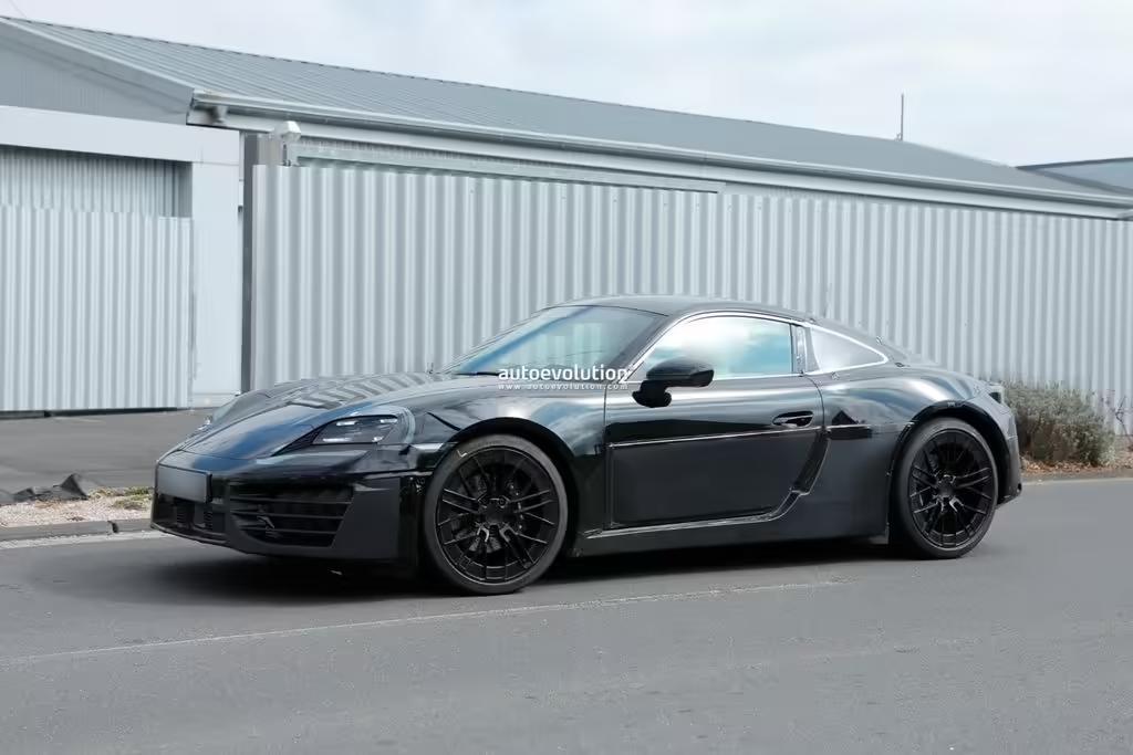 保时捷718 Cayman电动原型车现身纽北测试