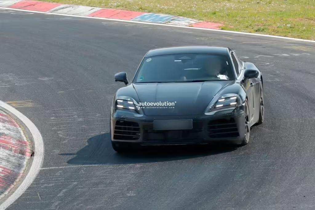 保时捷718 Cayman电动原型车现身纽北测试