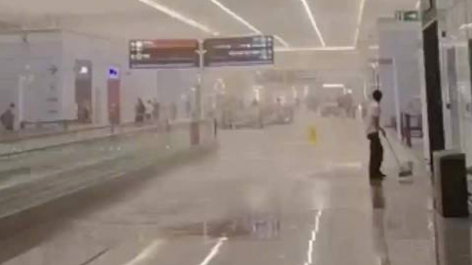 西安机场回应新修航站楼漏雨