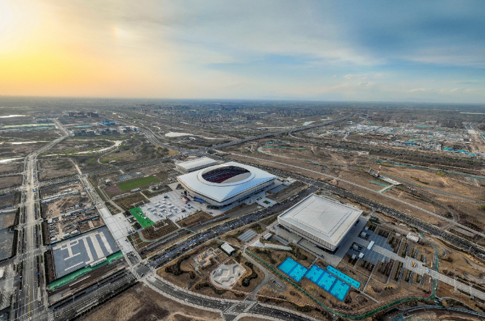 这是雄安体育中心(2025年3月27日摄,无人机照片)。新华社记者 牟宇 摄