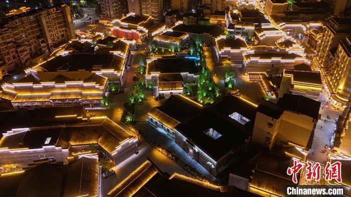 图为江西修水宁州古城。(无人机照片) 吴圆生 摄