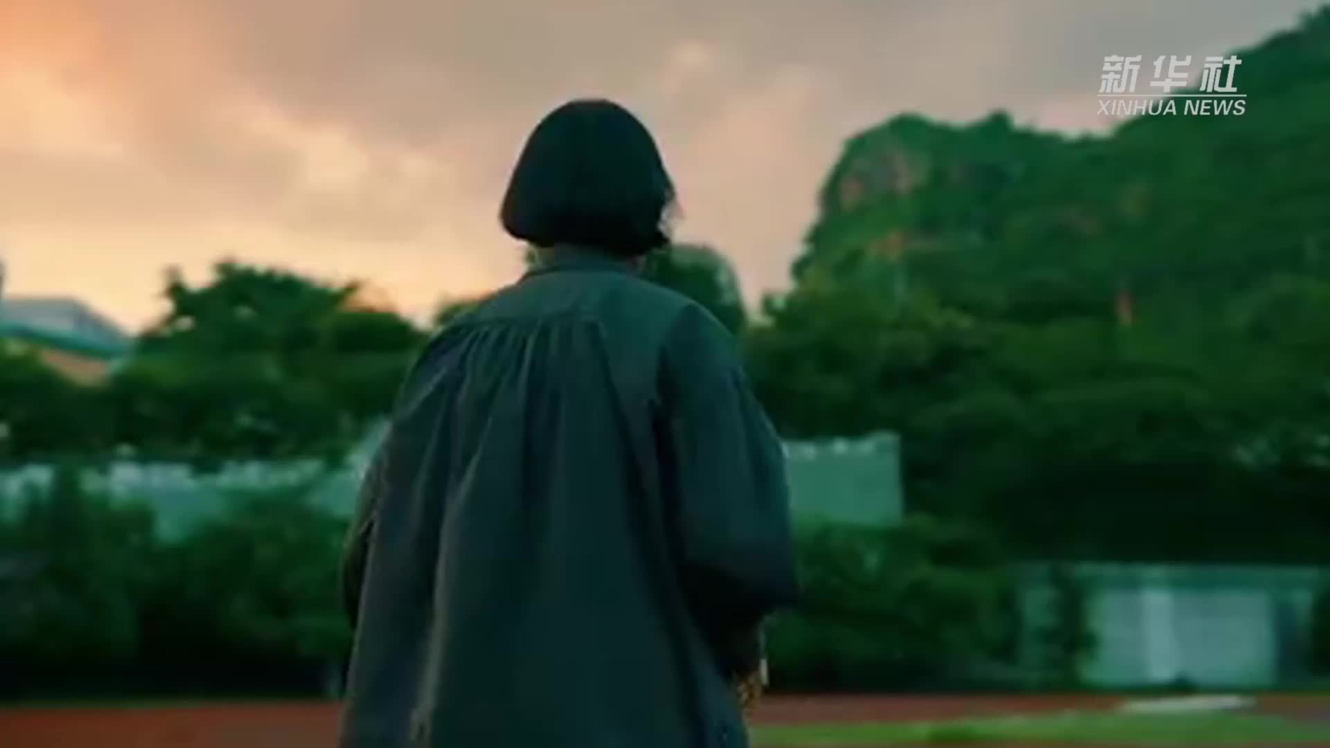 年轻的朋友，你们的样子，就是中国未来的样子