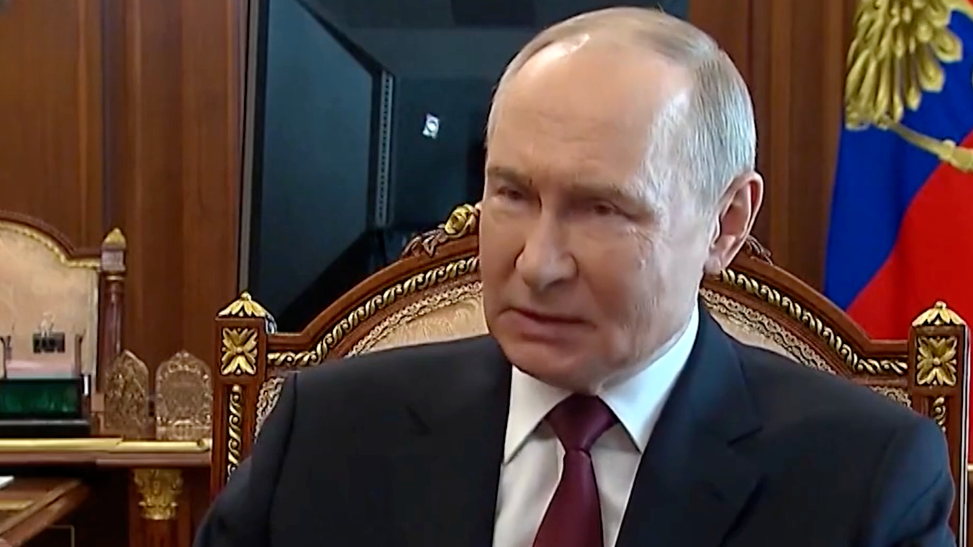 中方送巴铁两个承诺，印度一通电话打到俄罗斯，普京接受莫迪邀请