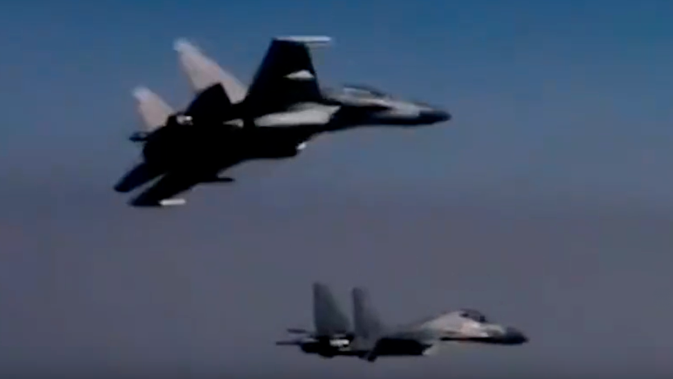 闯岛失败，美菲战机被拦截，中方拔掉7颗钉子，南部战区列阵南海