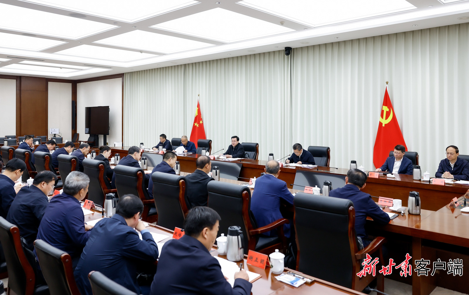 5月9日，省委科技委员会第三次会议在兰州召开，省委书记、省委科技委员会主任胡昌升出席并讲话。新甘肃·甘肃日报记者　孟捷