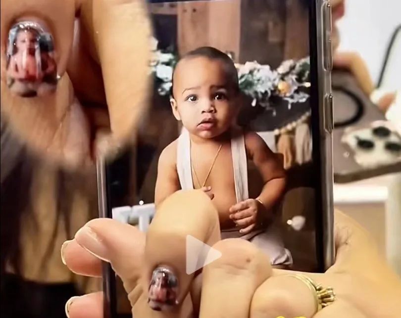 20元,这新开的AI洗头店,被骂惨了!