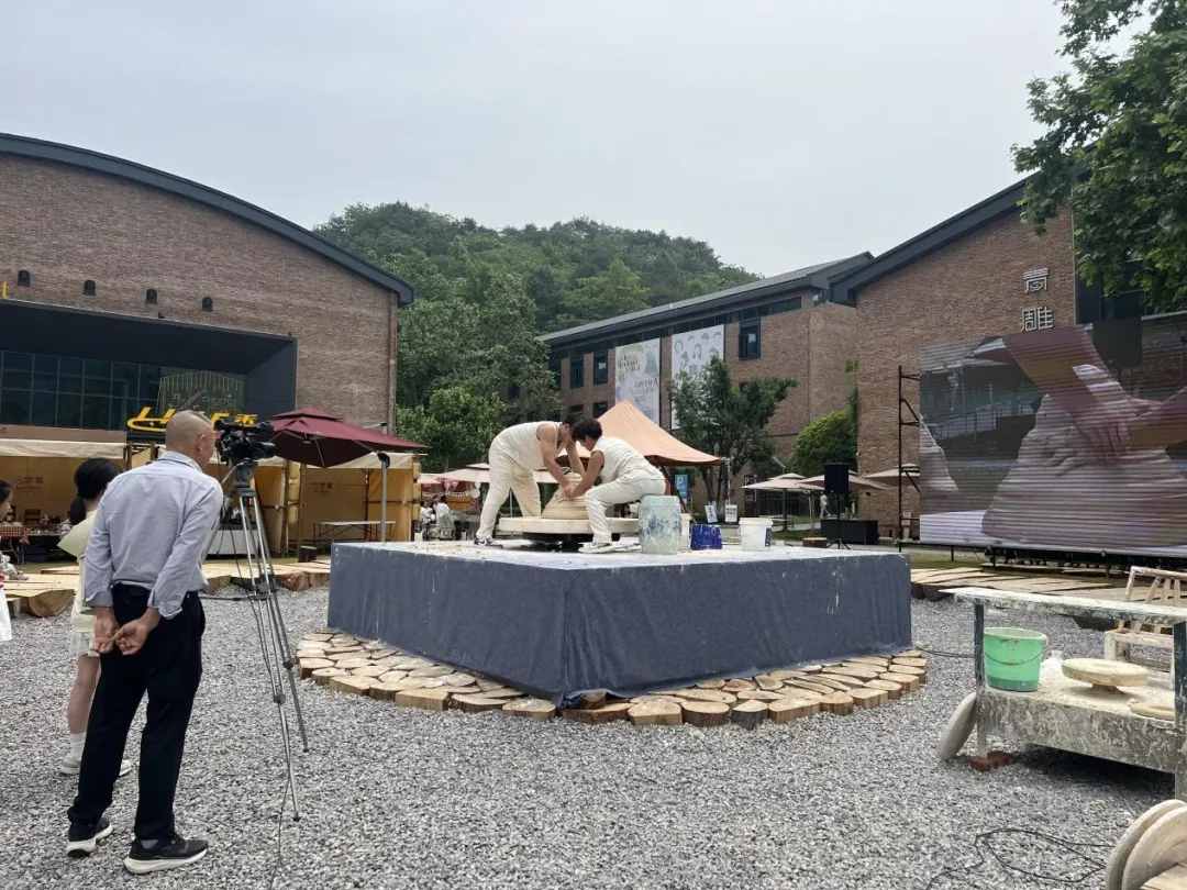 陶源谷三宝手作集拉坯展演现场