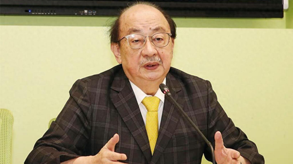 被韩国瑜酸“自己不吃药还交别人吃药”，柯建铭气到拍桌