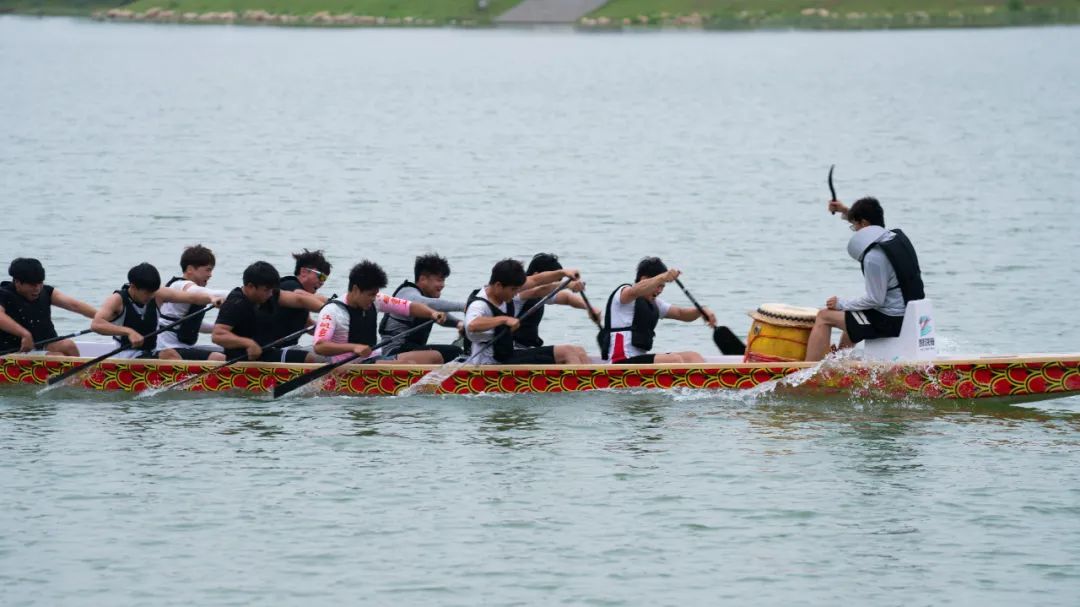 九江龍舟賽參賽健兒備戰(zhàn)忙（圖）
