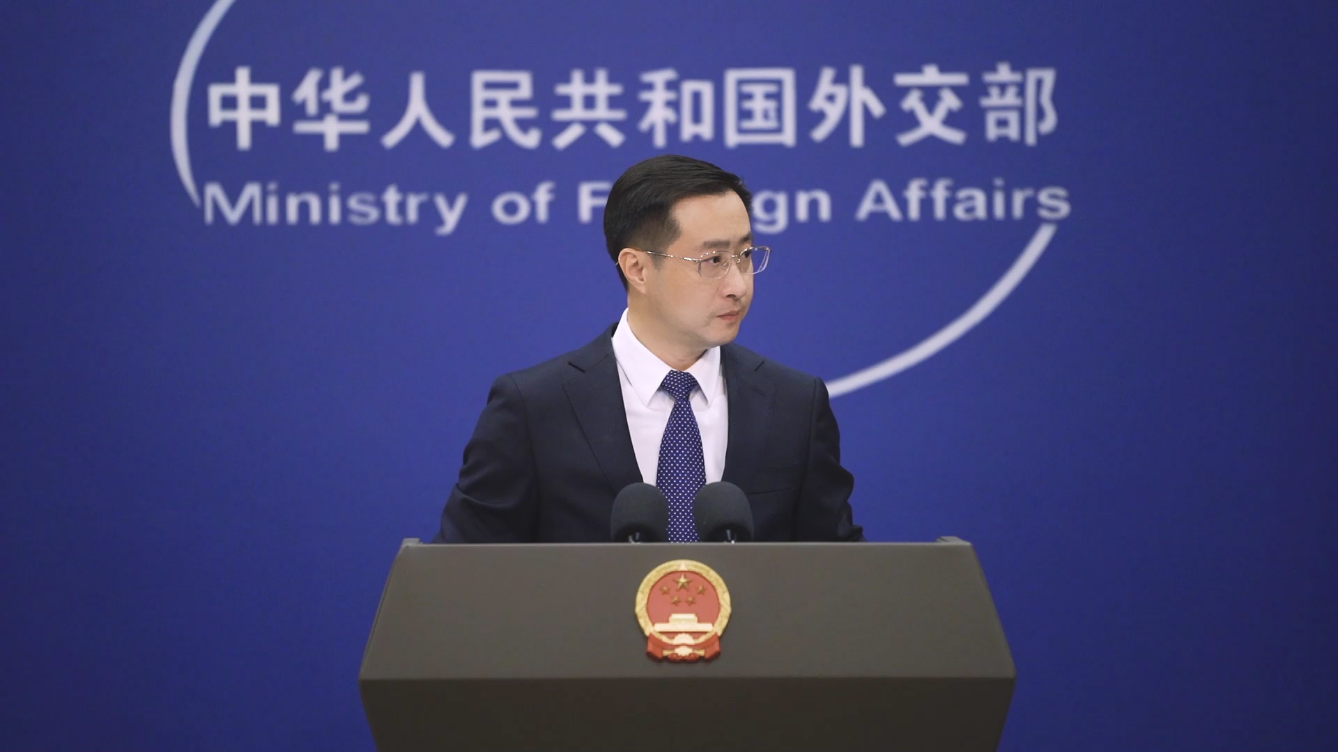 中国向俄罗斯出口的游戏机操控器大量增加？外交部回应