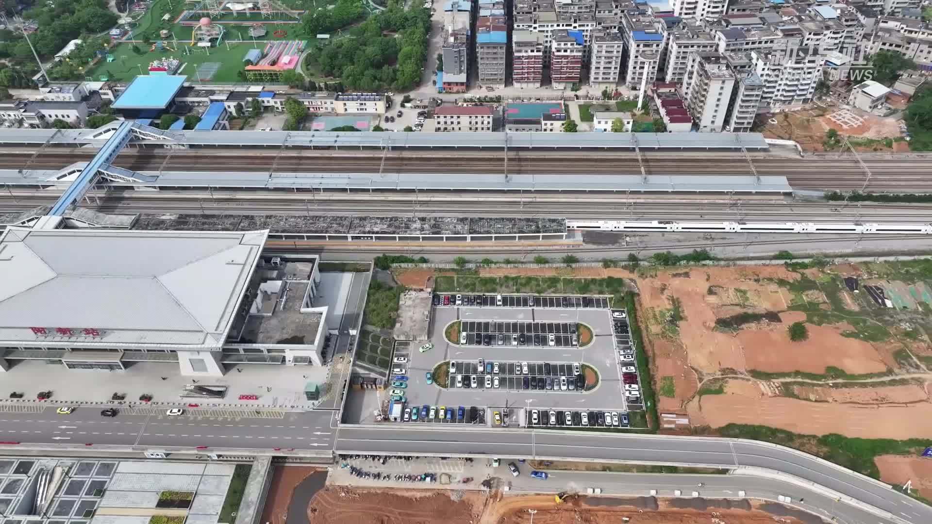 武铁“五一”假期发送旅客近500万人次