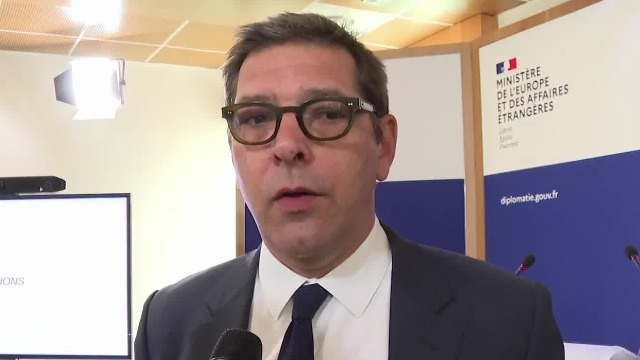 法外交部发言人：中美会谈是积极信号，反对美单方面加征关税的做法