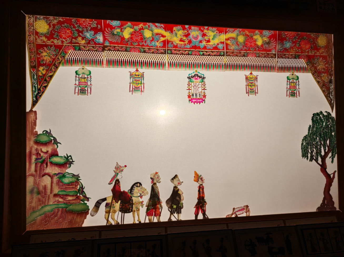 孙赞表演的皮影戏《三打白骨精》片段。