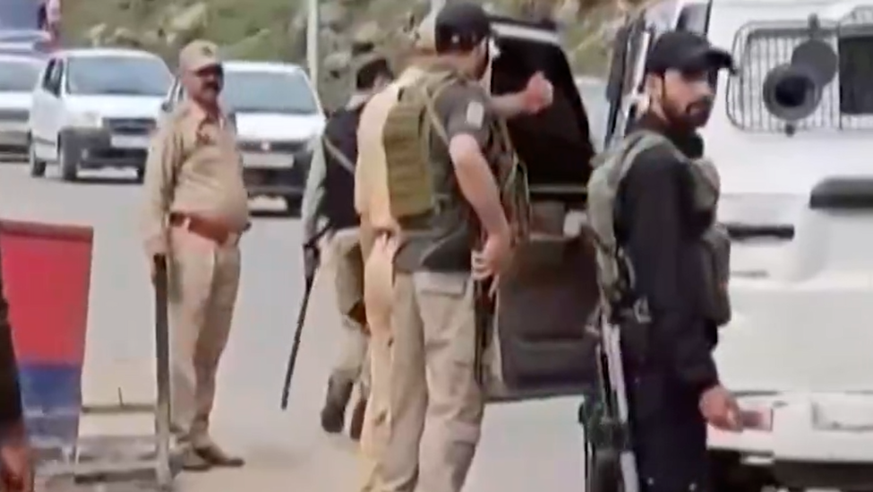 中巴表态话音刚落，印军总部被毁，边防站升起白旗，先输一波大的