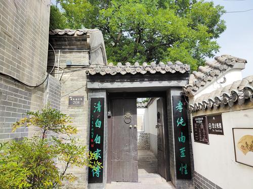 5月13日拍摄的蕉林书屋外景。 本报记者 龚正龙摄