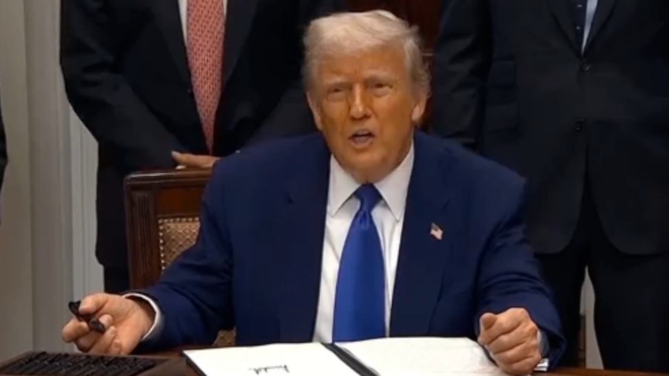 卡塔尔真是太懂特朗普了，送4亿美元的豪华空军一号，特朗普说谁不收谁是傻子