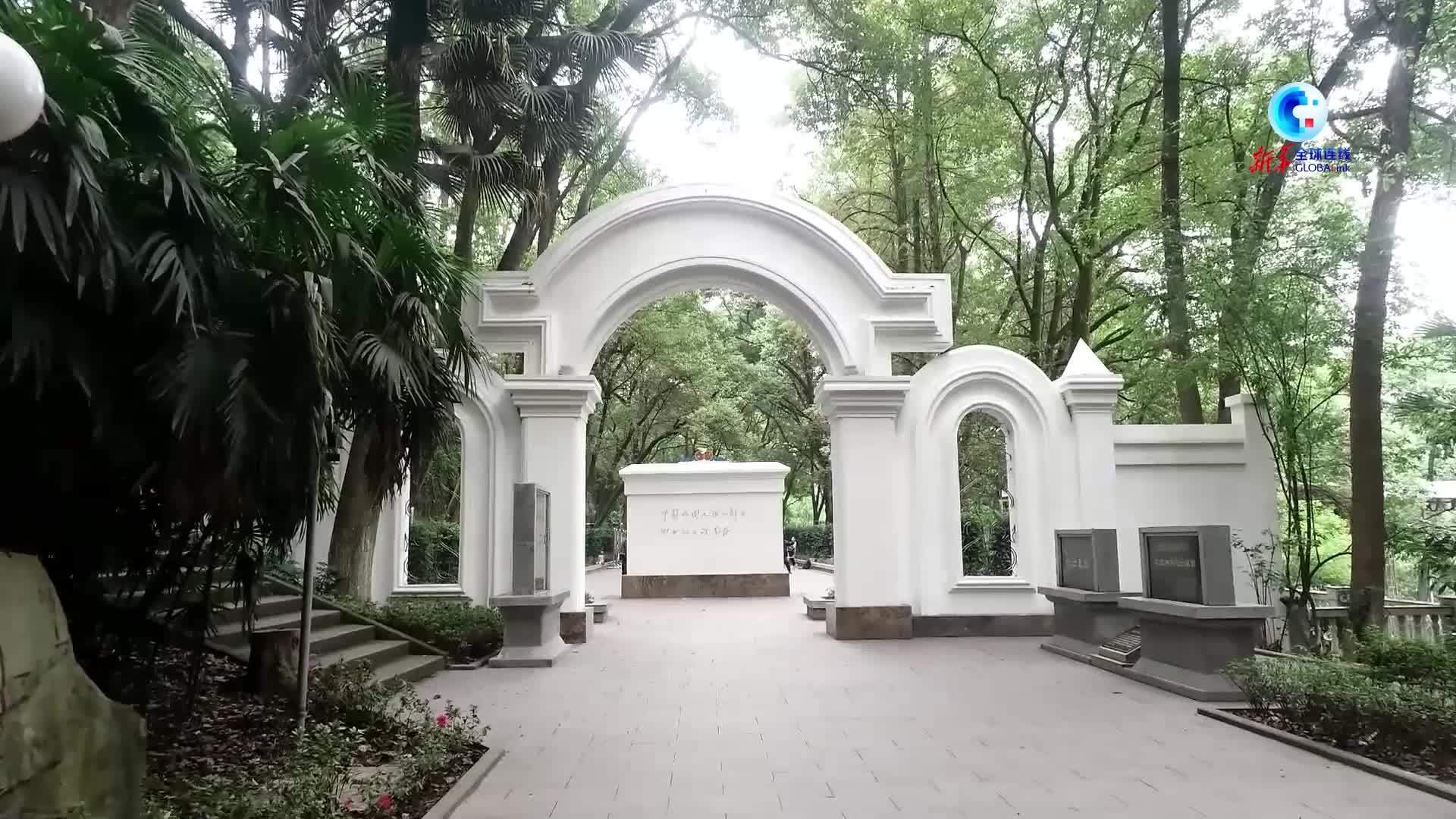 全球连线｜守护苏联烈士墓园六十余载 一对中国母子接力传承中俄友谊