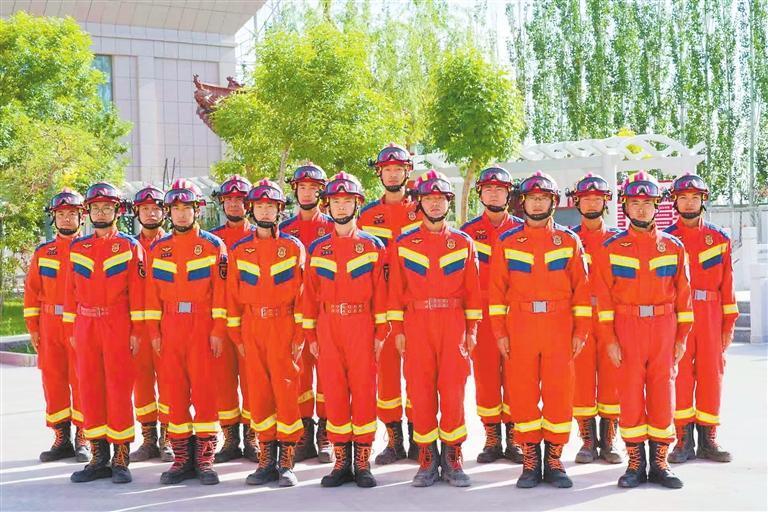 酒泉市瓜州县消防救援大队合影
