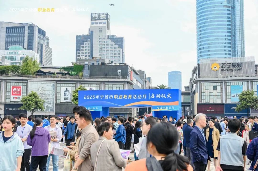 25ee2b73-cedc-4246-95b9-7d400f1f26c5.jpg
