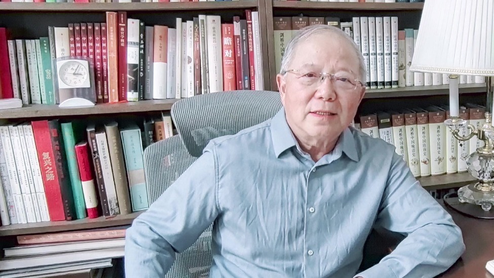 “2025诗歌盲盒共创大赛”文化大咖联名喊话