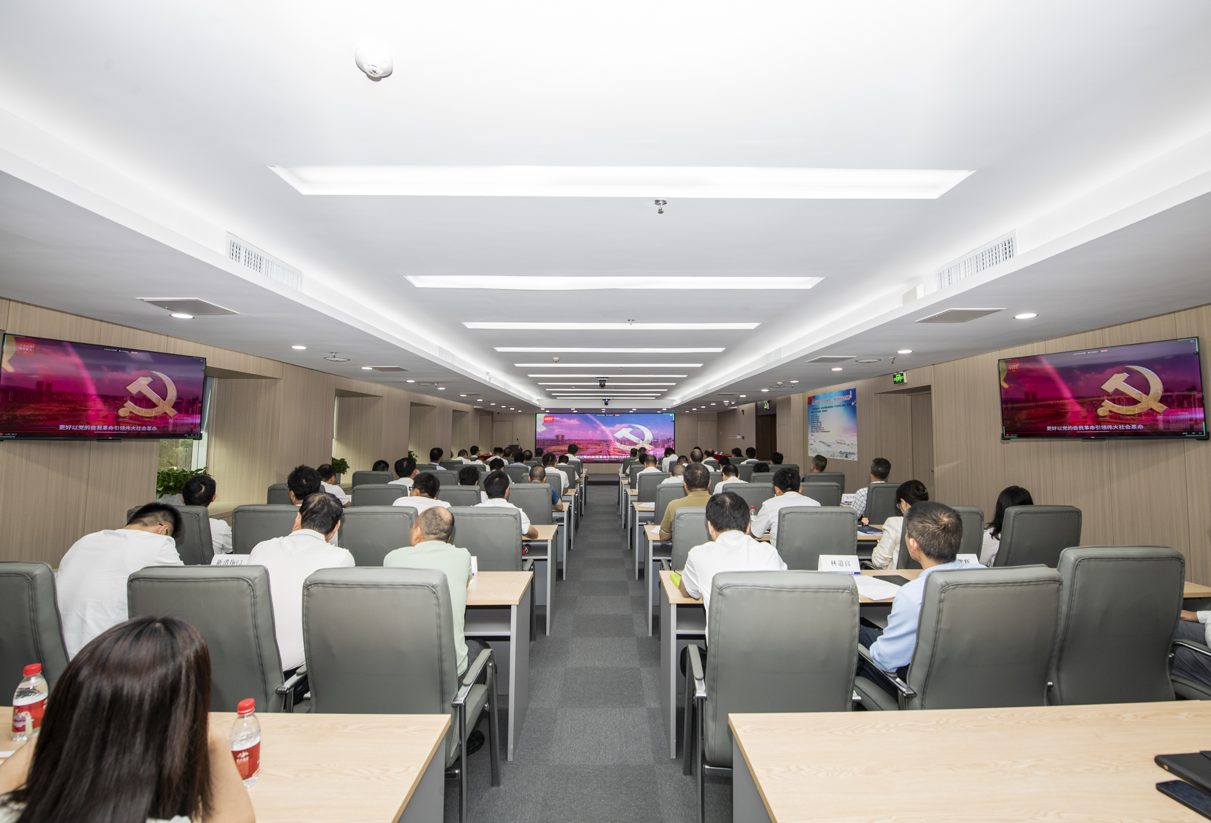 党建引领聚合力 港航共建启新篇 ——盐田港航产业链高质量发展党建联盟正式成立