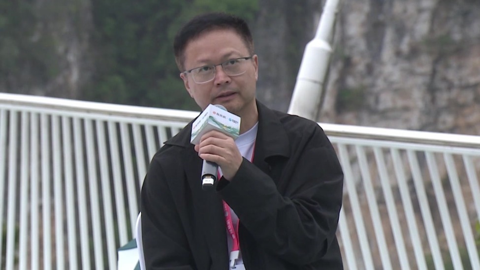 余世存：AI时代让我们的话语和文字脱离