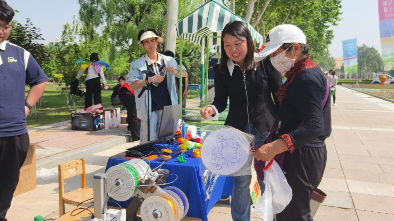 图：活动现场