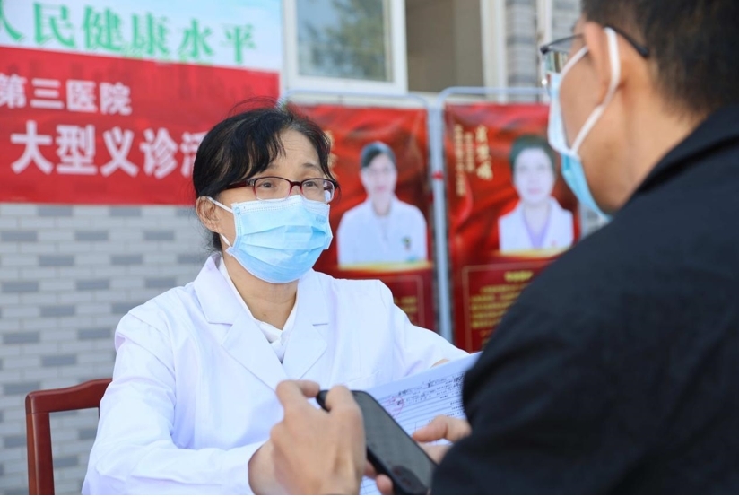 【组图】沧州市第三医院：京津专家来到“家门口”，健康同行惠民生