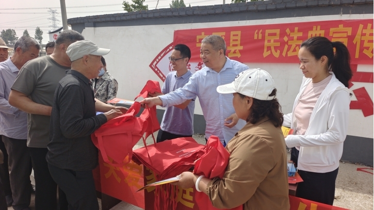宁晋县持续开展第五个“民法典宣传月”系列活动