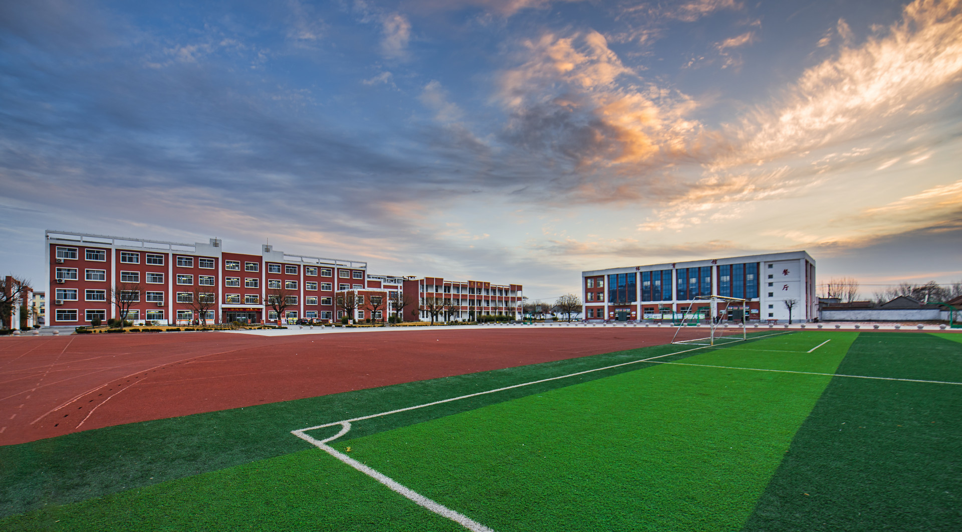 培养高素质技能型人才 西海岸新区添一所技工教育学校