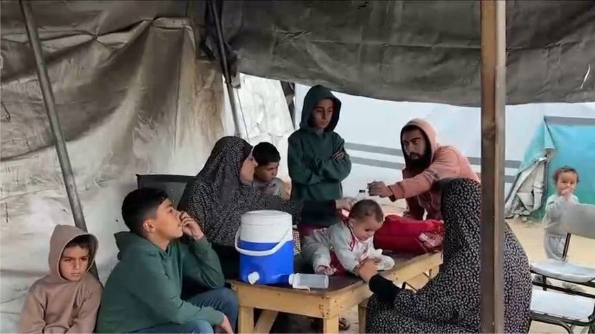 加沙陷饥荒危机：儿童饿着肚子哭着入睡，老人几天吃不上饭