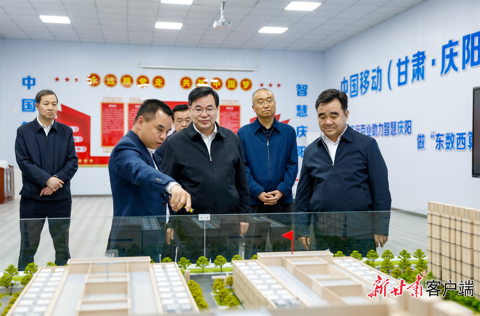 胡昌升：壮大特色产业　做强县域经济
