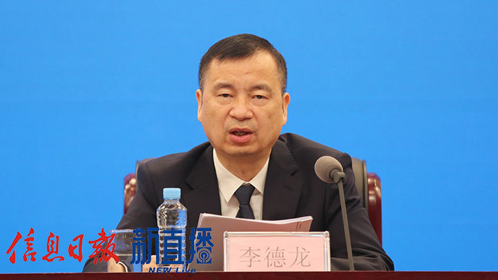 省应急管理厅新闻宣传和教育培训处处长李德龙（文颖 摄）