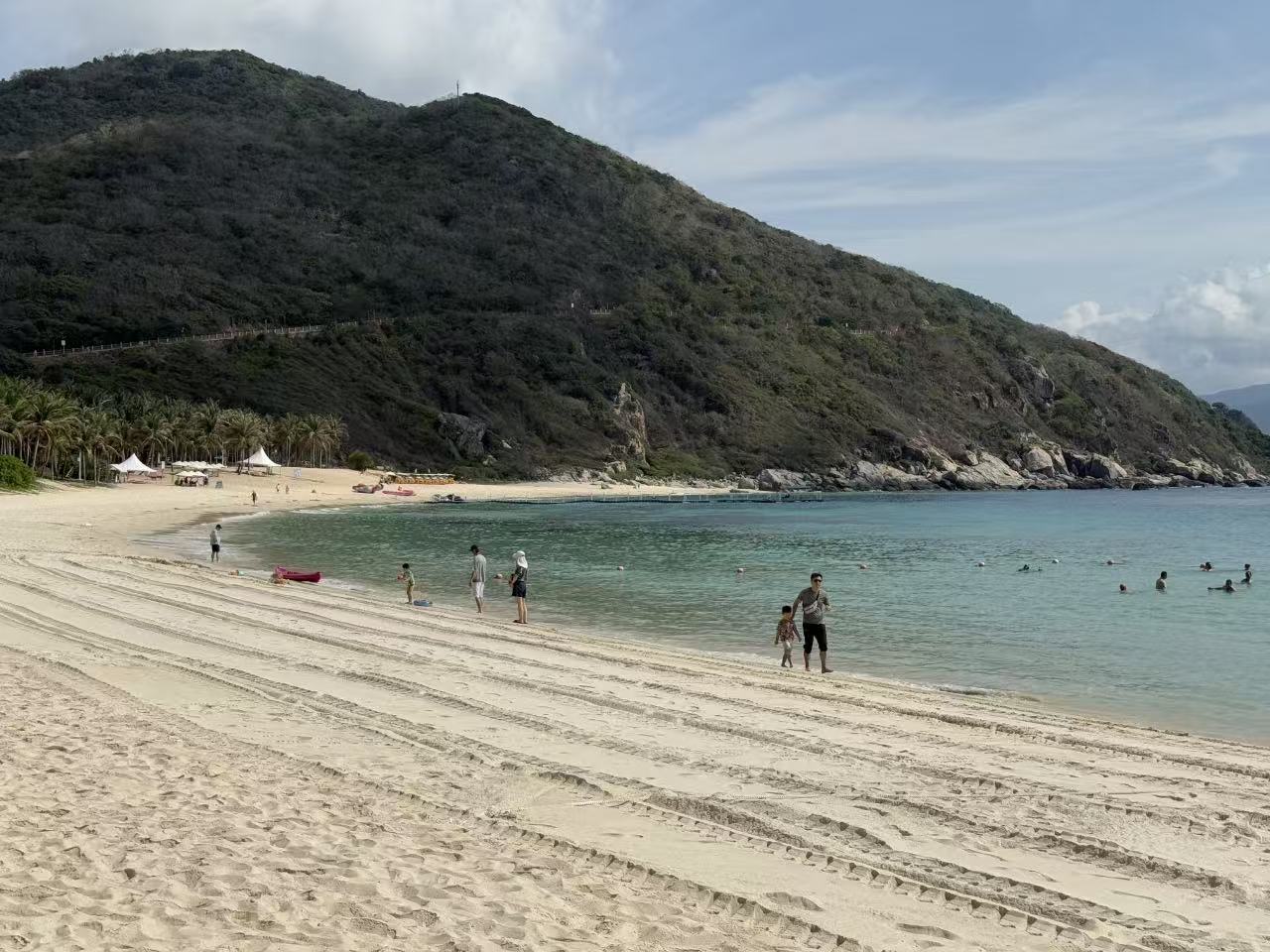 “三位一体”促整改 公共海滩还于民