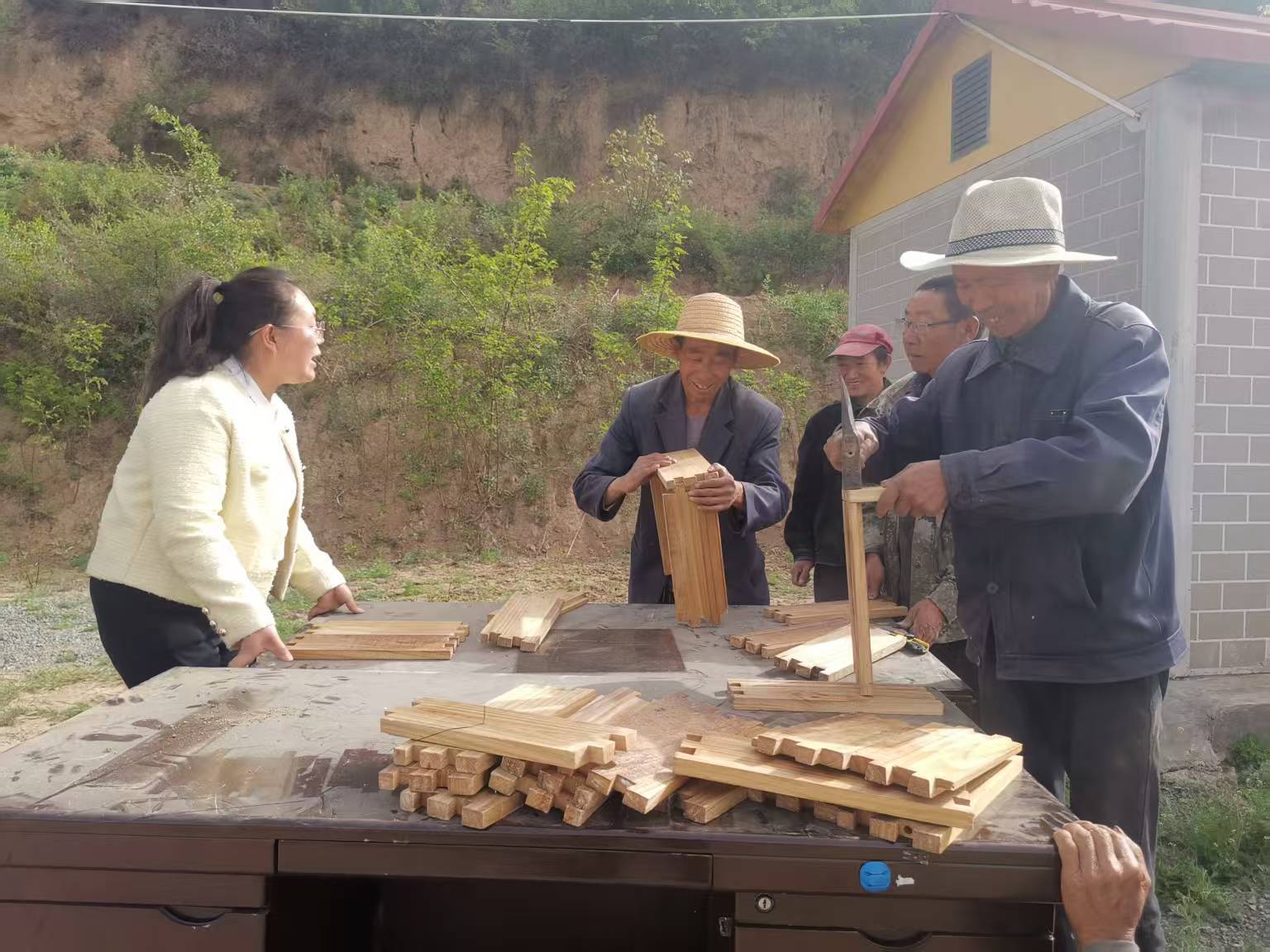 产业“蜂”景无限　华亭闯出甜蜜致富路