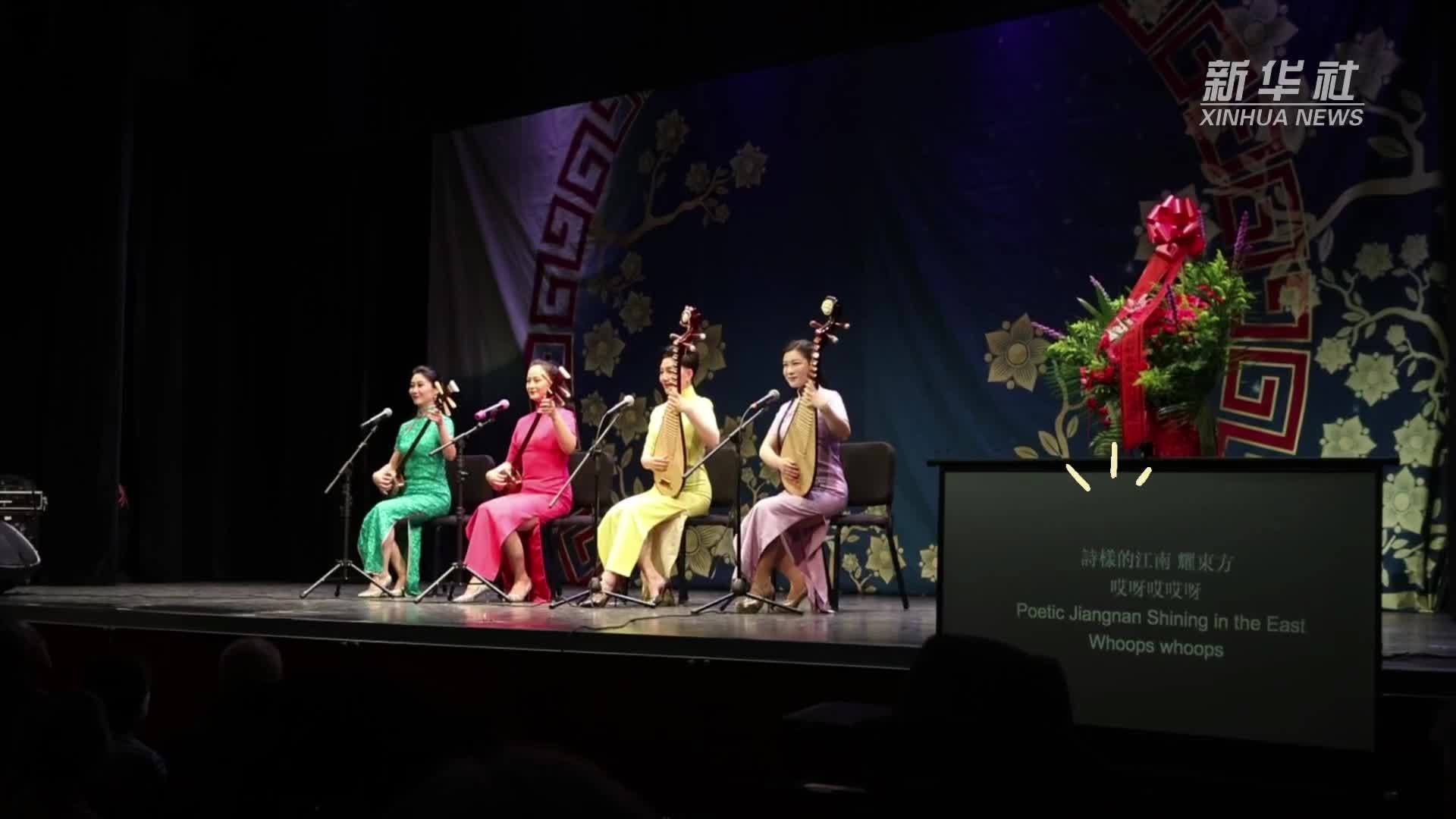 上海评弹团纽约巡演受欢迎