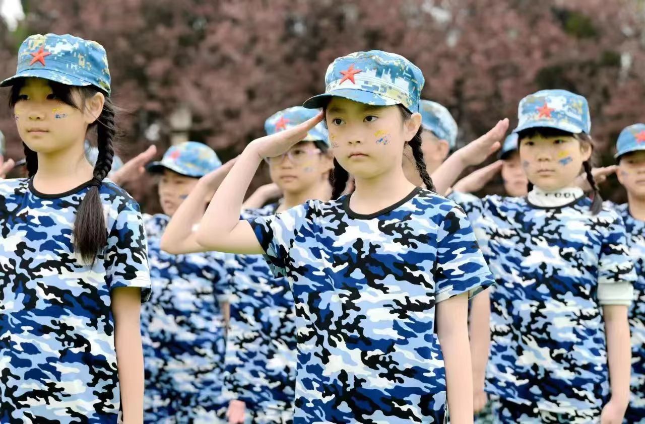 让每个生命闪闪发光，探寻青岛八大峡小学的成长密码