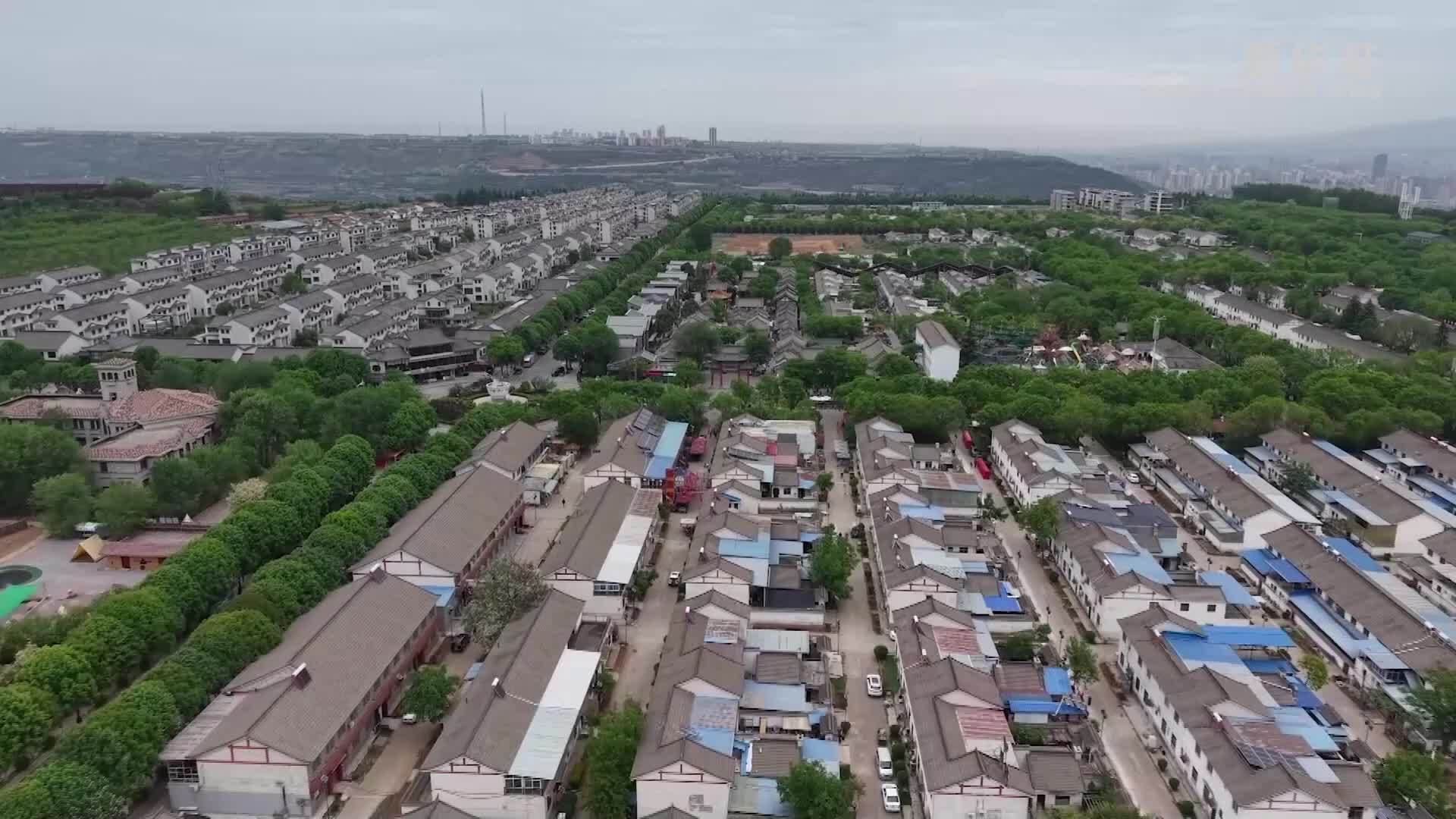 陕西宝鸡：清洁能源助力乡村旅游持续走热