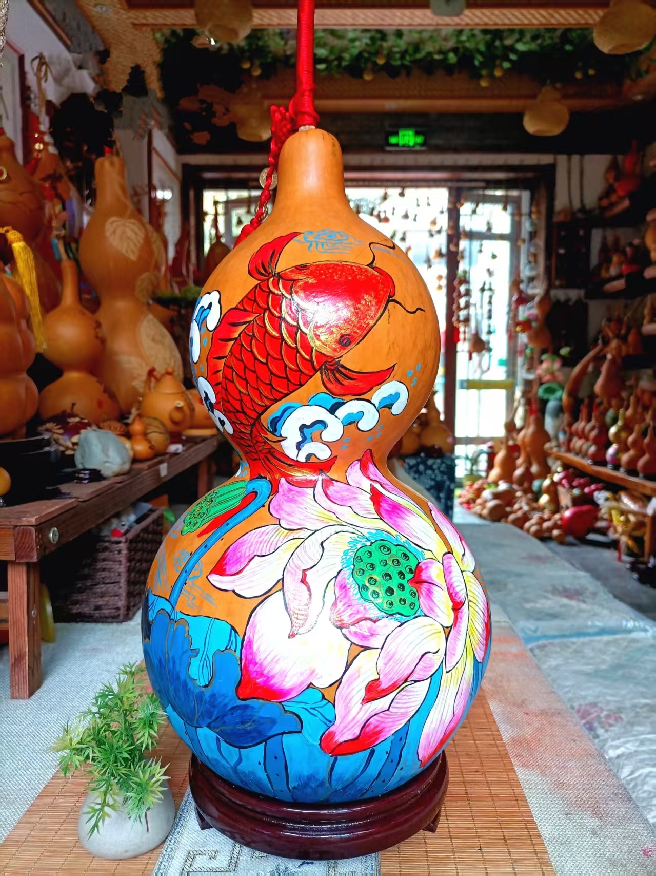 葫芦彩绘《连年有余》